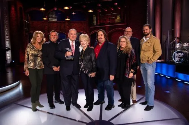 MIKE HUCKABEE RECEIVES 2020 CHARLIE DANIELS PATRIOT AWARD | VIDEO